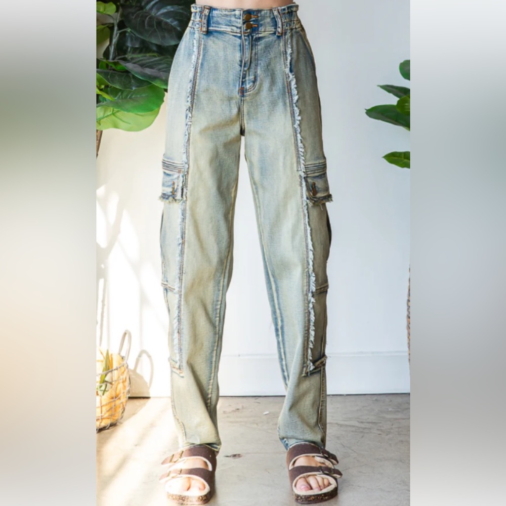Oli & Hali Light Wash Distressed Cargo Jeans